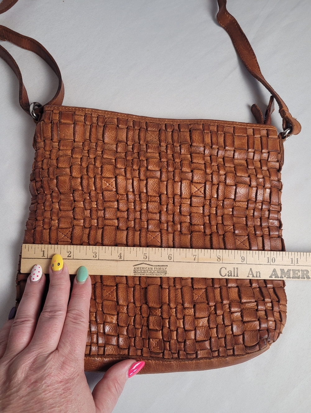 Vilenca Holland Brown Leather Woven Hobo Adjustable Crossbody Bag Purse - Picture 9 of 11